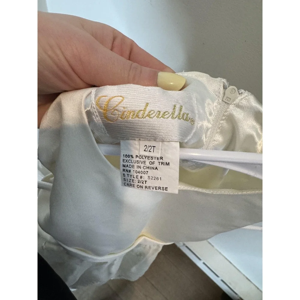 Cinderella Dress Girls 2T White Floral Embroidered Organza Sleeveless Party